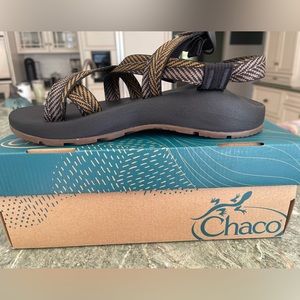 Chaco sandals NWT
